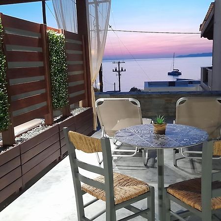 Appartement Alisachni à Kini Extérieur photo