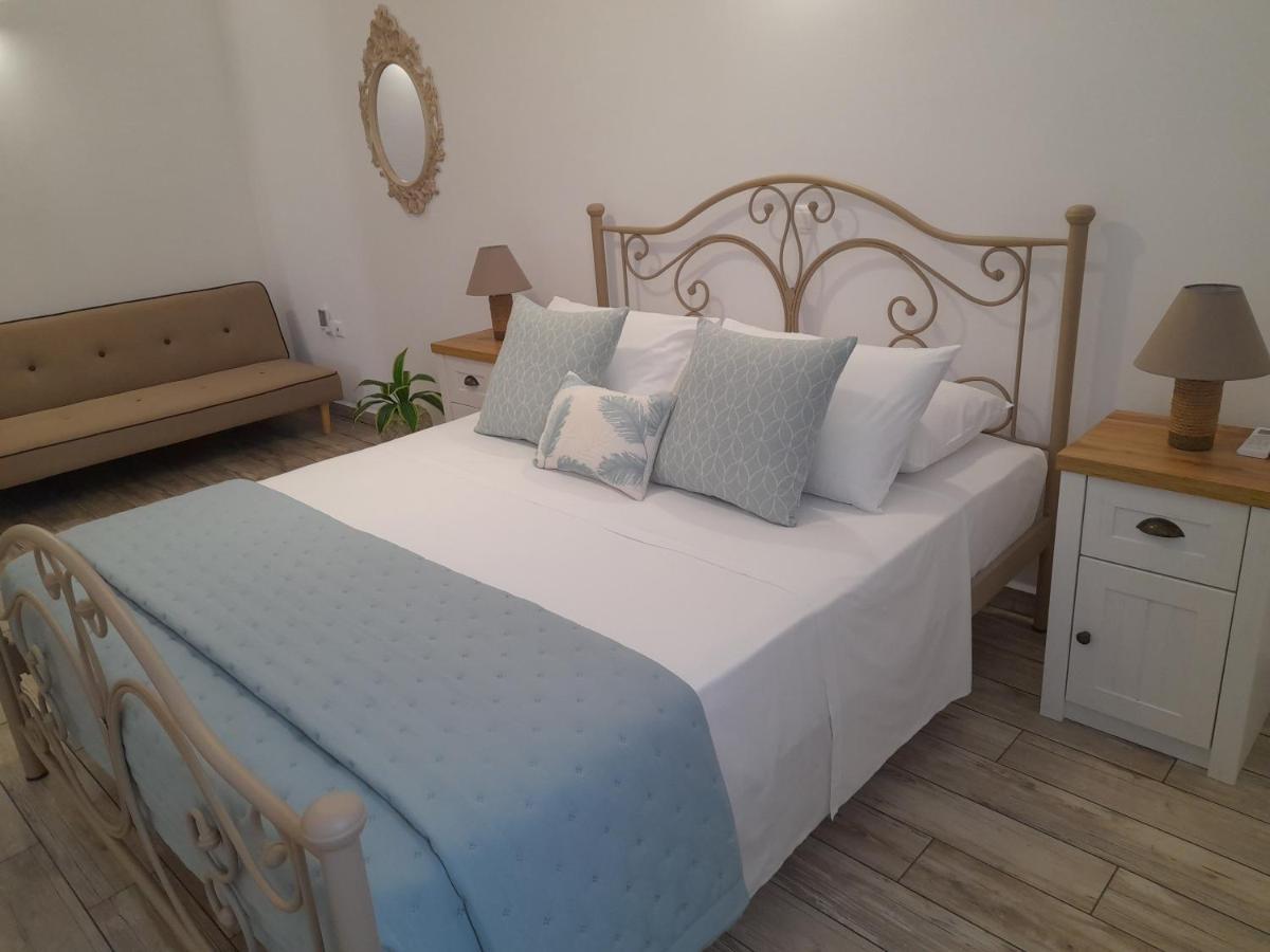 Appartement Alisachni à Kini Extérieur photo