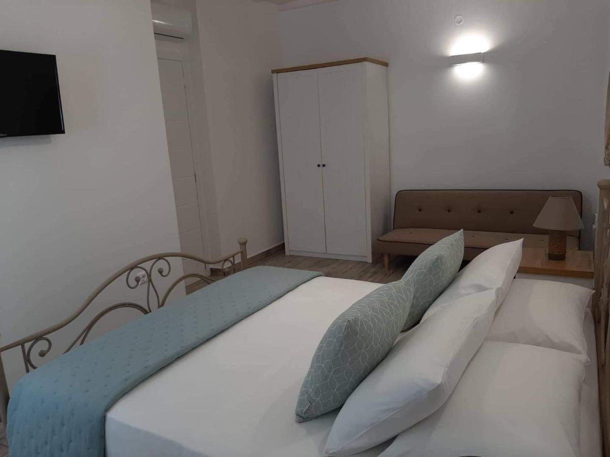 Appartement Alisachni à Kini Extérieur photo
