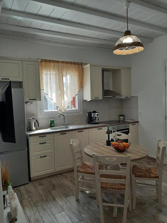 Appartement Alisachni à Kini Extérieur photo