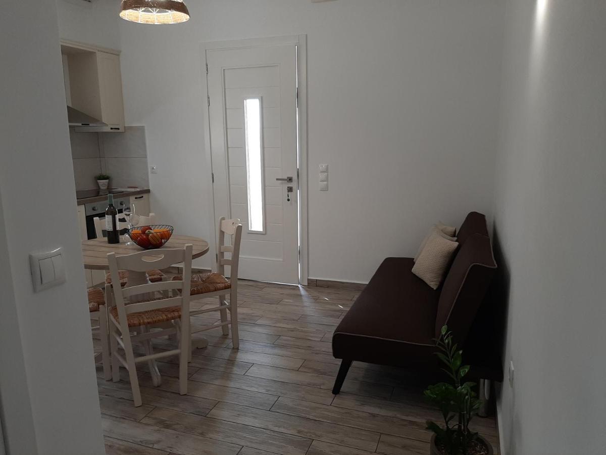 Appartement Alisachni à Kini Extérieur photo