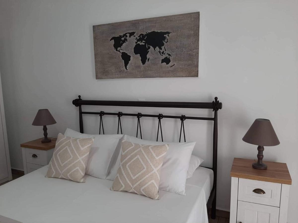 Appartement Alisachni à Kini Extérieur photo