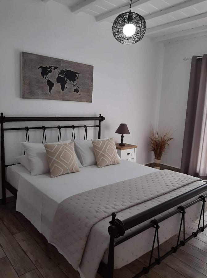 Appartement Alisachni à Kini Extérieur photo