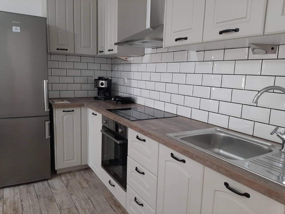 Appartement Alisachni à Kini Extérieur photo