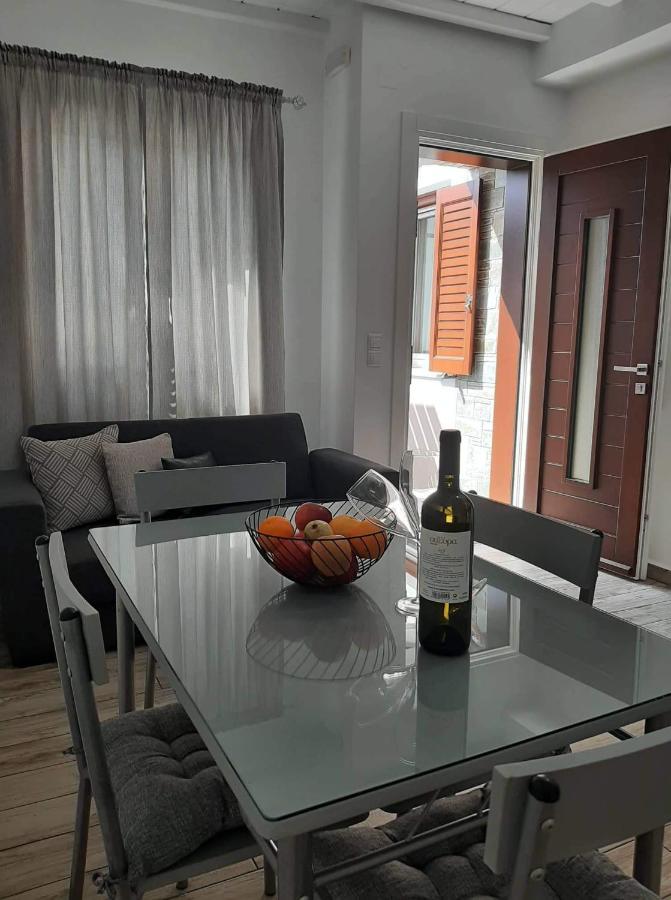 Appartement Alisachni à Kini Extérieur photo